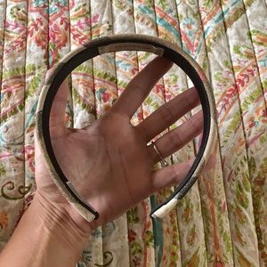 Burberry children’s headband. Never worn